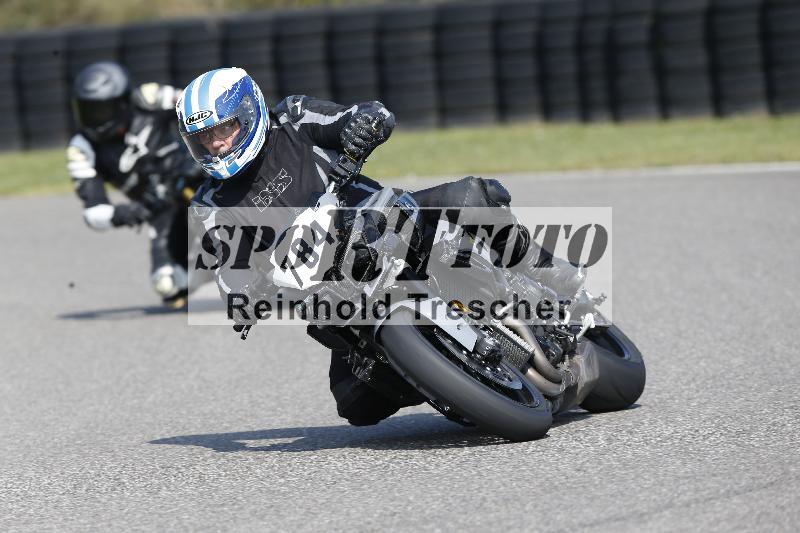 /45 10.08.2025 Plüss Moto Sport ADR/Freies Fahren/784
